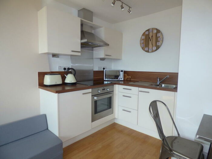 1 Bedroom Apartment To Rent In Mann Island, L3