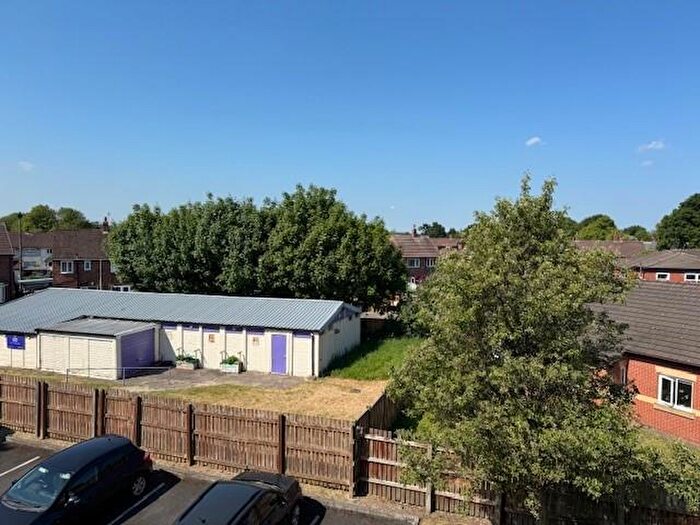 2 Bedroom Flat To Rent In Cornishway, Manchester, M22