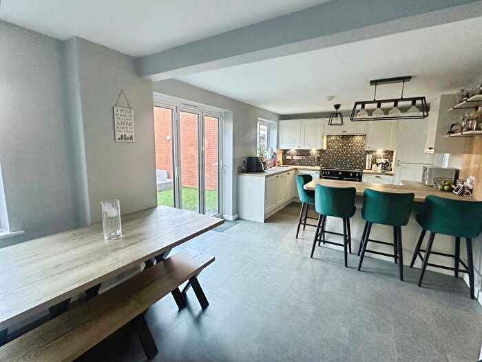 4 Bedroom Detached House For Sale In Oval Drive, Wolverhampton, WV10