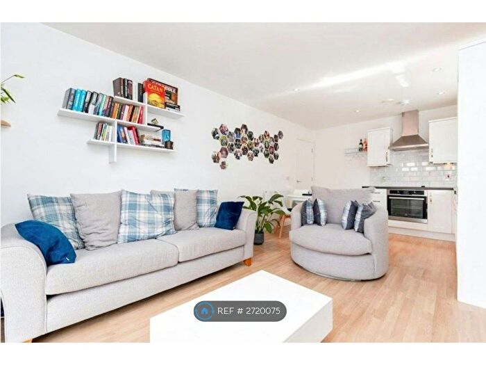 2 Bedroom Flat To Rent In Wissen Drive, Letchworth, SG6