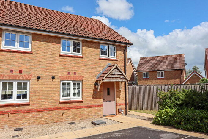 2 Bedroom Semi-Detached House For Sale In Morgans Road, Calne, SN11