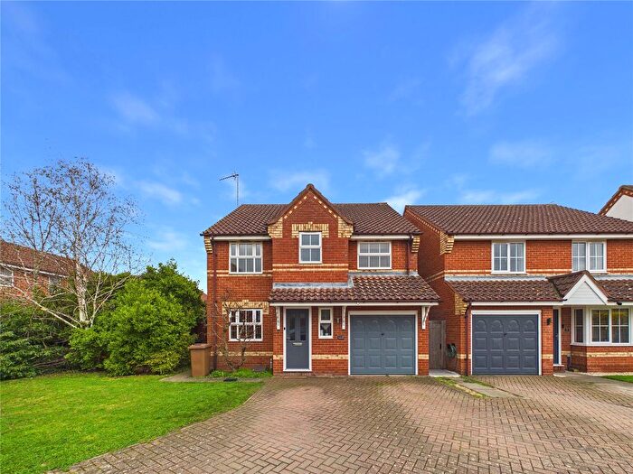 4 Bedroom Detached House For Sale In Aspen Close, Great Blakenham, Ipswich, Suffolk, IP6