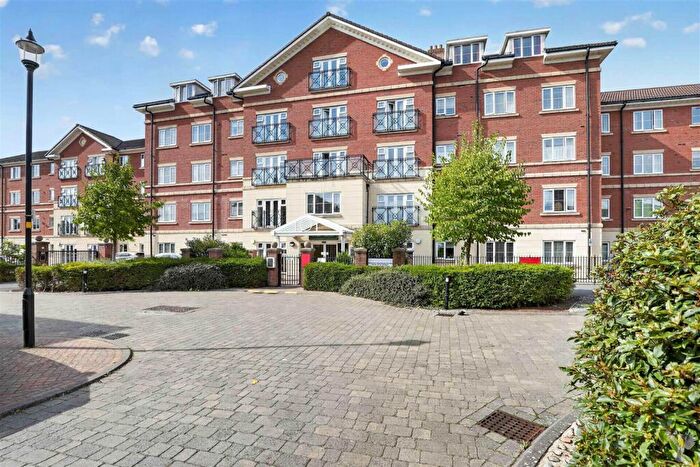 2 Bedroom Retirement Property For Sale In Priory Manor, Chastleton Road, Swindon, SN25