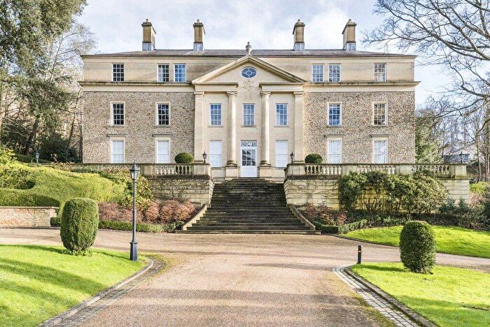 3 Bedroom Apartment To Rent In Cavendish Road, Bath, Somerset, BA1