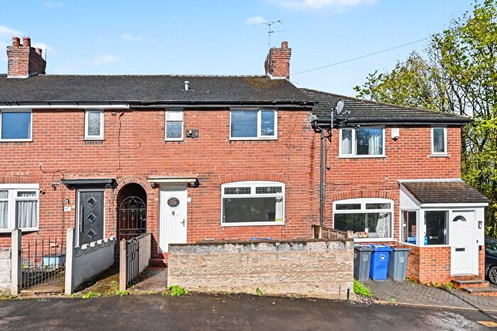 3 Bedroom Terraced House To Rent In Vale View, Wolstanton, Newcastle-Under-Lyme, ST5