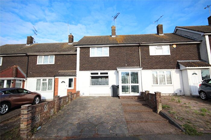 2 Bedroom Terraced House To Rent In Church Road, Basildon, SS14