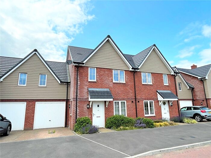 4 Bedroom Terraced House For Sale In Augustus Avenue, Fordingbridge, Hampshire, SP6