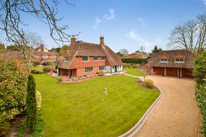 4 Bedroom Detached House For Sale In Rowlands Castle, Hampshire, PO9