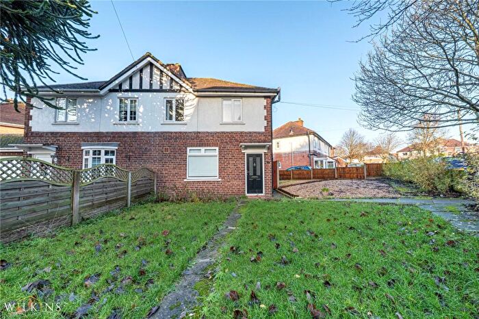 3 Bedroom Semi Detached House To Rent In Tempest Street, Tamworth, Staffordshire, B79