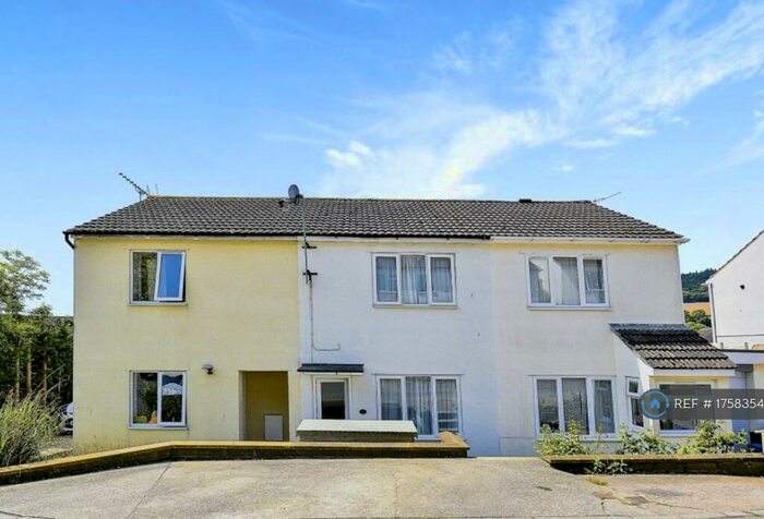 2 Bedroom Terraced House To Rent In Ladymead, Woolbrook, Sidmouth, EX10