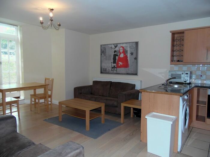 2 Bedroom Flat To Rent In Osborne Terrace, Jesmond, Newcastle Upon Tyne NE2
