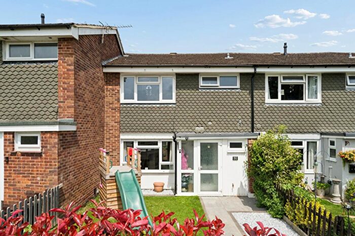 3 Bedroom Terraced House For Sale In Hildreth Road, Prestwood, HP16