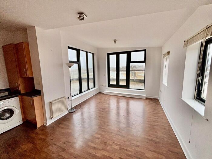 2 Bedroom Apartment To Rent In Park Lane, Waterstone Park, Greenhithe, Kent, DA9