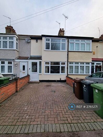 2 Bedroom Terraced House To Rent In Gorseway, Romford, RM7
