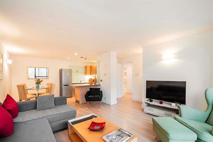 2 Bedroom Flat For Sale In Britton Street, London, EC1M