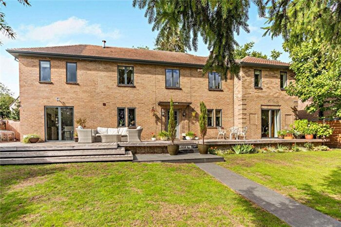 4 Bedroom Detached House For Sale In Peterborough Road, Wansford, Peterborough, PE8