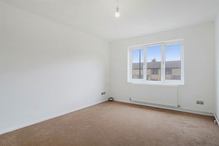 1 Bedroom Flat To Rent In Larkham Close, Feltham, TW13