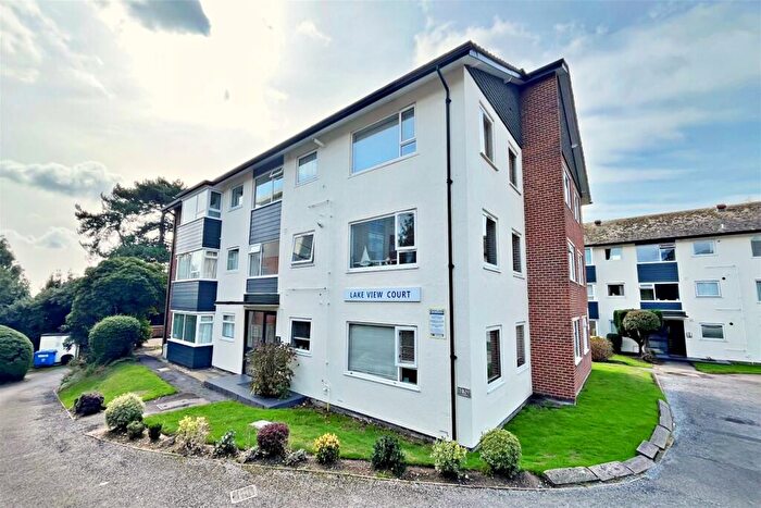 2 Bedroom Flat To Rent In Poole, BH15