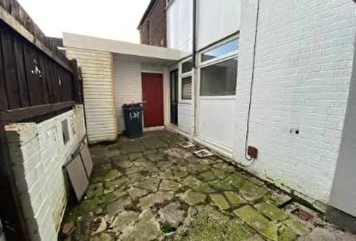 2 Bedroom End Of Terrace House To Rent In Stroud Crescent West, Kingston Upon Hull, HU7