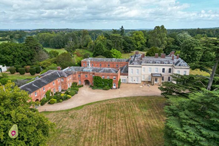 2 Bedroom Apartment To Rent In Swallowfield Park, Swallowfield, Reading, Berkshire, RG7