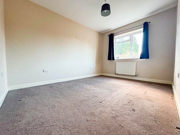 3 Bedroom End Of Terrace House For Sale In Lawford Avenue, Little Stoke, Bristol, BS34