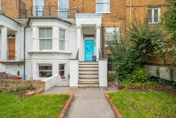 2 Bedroom Flat To Rent In Hanley Road, London, N4