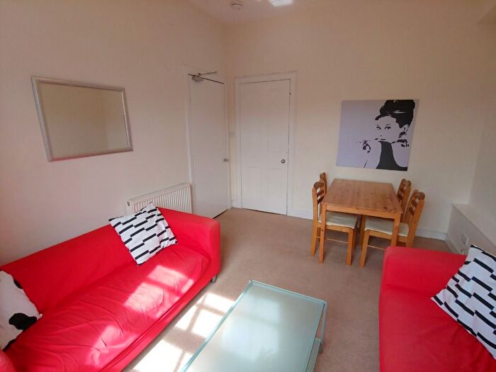 4 Bedroom Flat To Rent In Panmure Place, Edinburgh, EH3