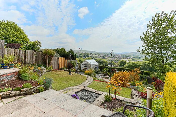 3 Bedroom Semi-Detached House For Sale In Bankside Lane, Bacup, OL13