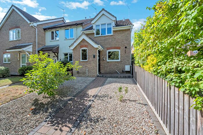 2 Bedroom End Of Terrace House For Sale In Appledown Drive, Bury St. Edmunds, IP32