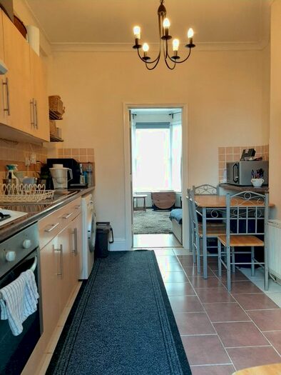 1 Bedroom Flat To Rent In Hornsey Park Rd, London, N8