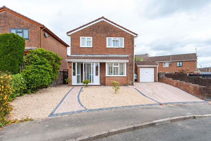 3 Bedroom Detached House For Sale In Heol Bryn Fab, Treharris, CF46