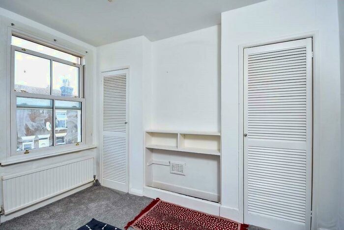 1 Bedroom Terraced House To Rent In Dover Street, Maidstone, Kent, ME16