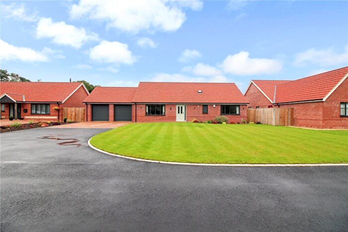 3 Bedroom Bungalow For Sale In James Adams Close, Postwick, Norwich, Norfolk, NR13