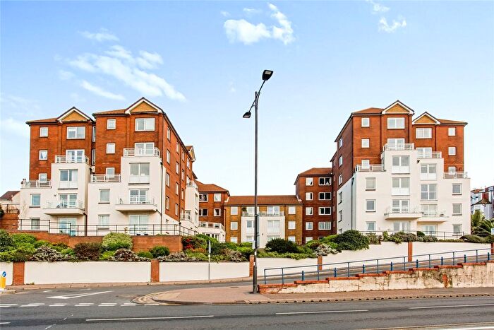 1 Bedroom Flat For Sale In Holland Road, Westcliff-On-Sea, Essex, SS0