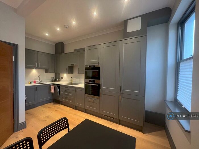 1 Bedroom Flat To Rent In Finborough Road, London, SW10