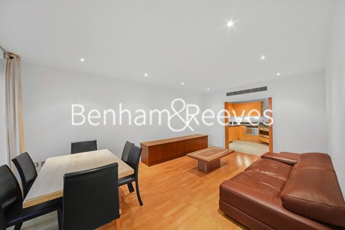 2 Bedroom Flat To Rent In The Boulevard, Imperial Wharf, SW6