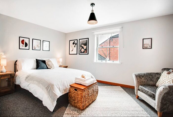 5 Bedroom Terraced House To Rent In Barton Mill Road, Canterbury City Centre, Canterbury, CT1