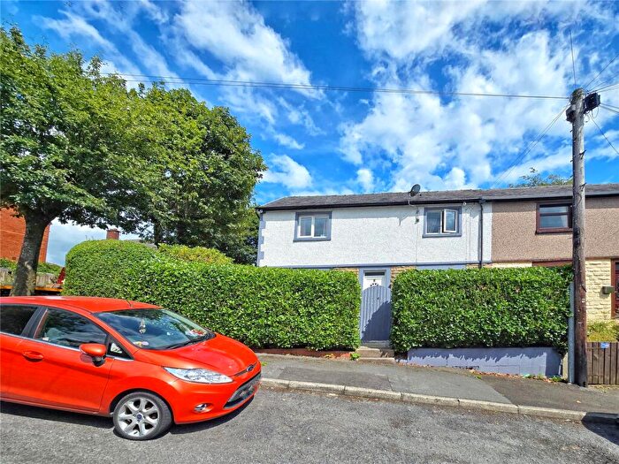 3 Bedroom Semi-Detached House For Sale In Walnut Street, Bacup, Rossendale, OL13