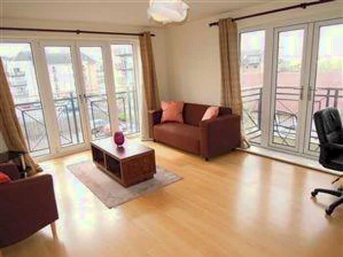 3 Bedroom Flat To Rent In Appin Street Edinburgh United Kingdom, EH14