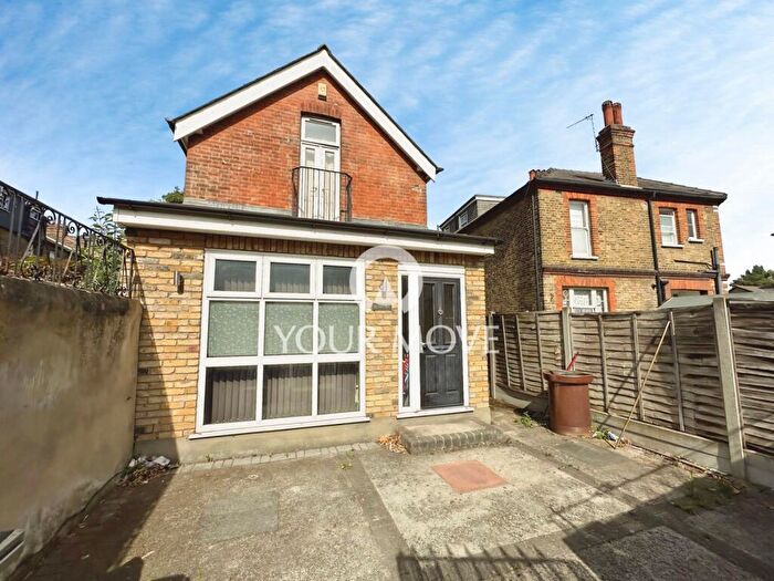 2 Bedroom House To Rent In A Hither Green Lane, London, SE13
