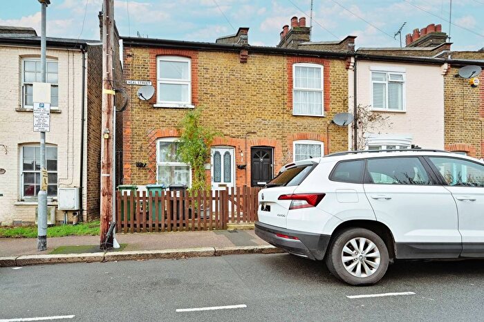 2 Bedroom Terraced House To Rent In Neal Street, Watford, WD18