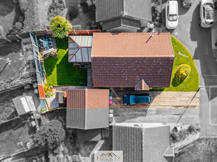 2 Bedroom Detached Bungalow For Sale In Meadow Close, Kiveton Park, Sheffield, S26