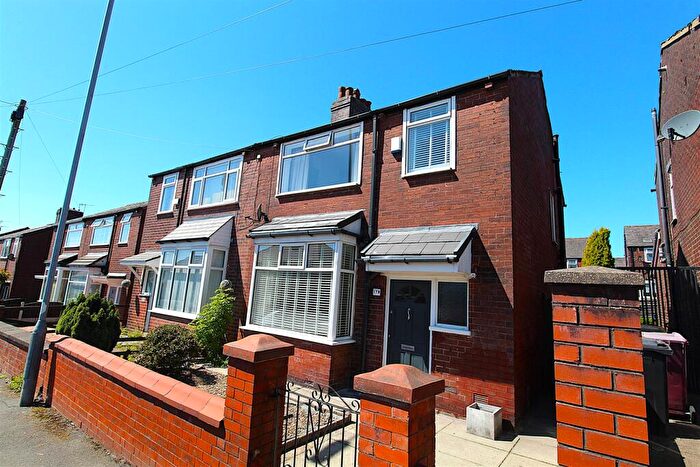 3 Bedroom Semi Detached House To Rent In Ivy Road, Bolton, BL1