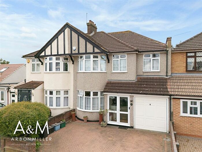 4 Bedroom Terraced House For Sale In Ryecroft Avenue, Clayhall, IG5