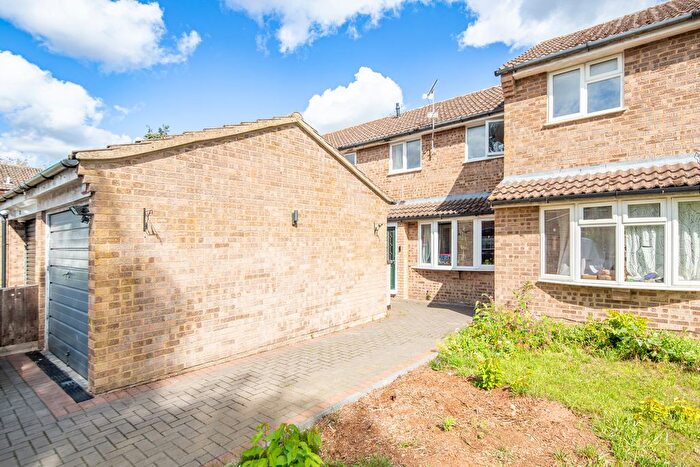 3 Bedroom Terraced House For Sale In Shannon Road, Bicester, OX26