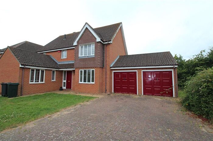 4 Bedroom Detached House To Rent In Temple Close, Kingsnorth, Ashford, TN23