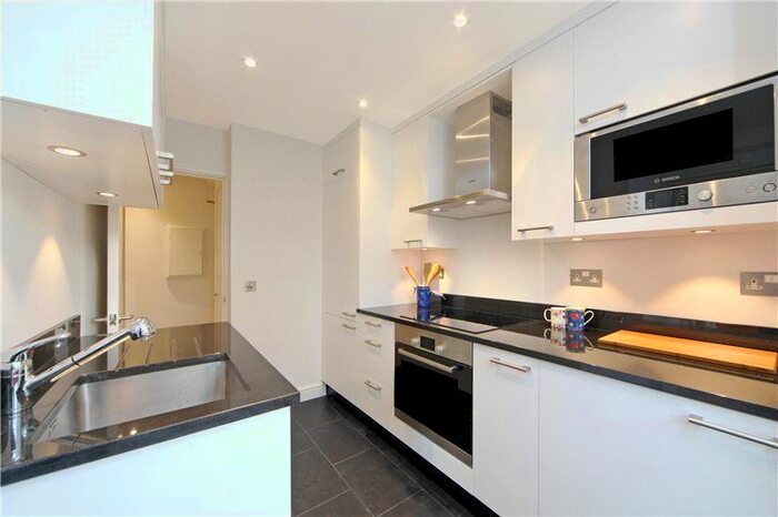 2 Bedroom Flat To Rent In Sheffield Terrace, Kensington, London, W8