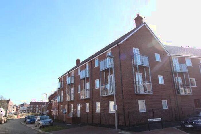 2 Bedroom Flat To Rent In Santa Cruz Avenue, Newton Leys, Milton Keynes, Buckinghamshire, MK3
