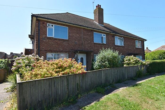 2 Bedroom Flat For Sale In Biggins Wood Road, Folkestone, CT19