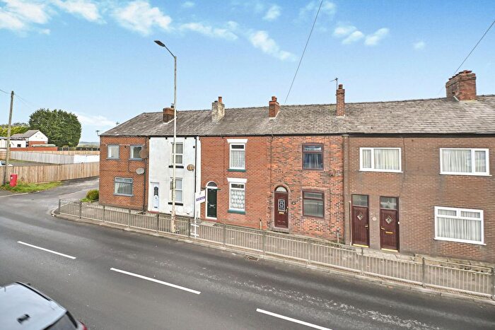 2 Bedroom Terraced House For Sale In Chorley Road, Westhoughton, Bolton, BL5
